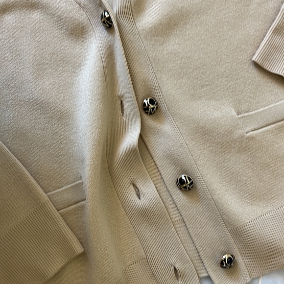 Toteme monogram button fine wool cardigan - Picture 7 of 12